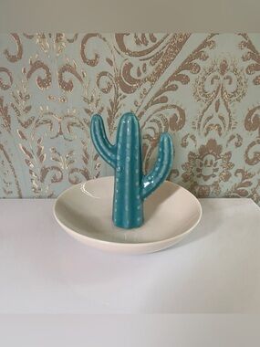 Simons Cactus Ring Dish